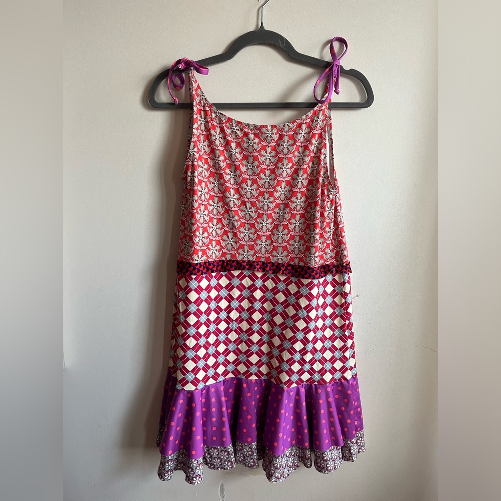 Save the Queen Colorful Dress with Red and Purple Patterns - Picture 4 of 9